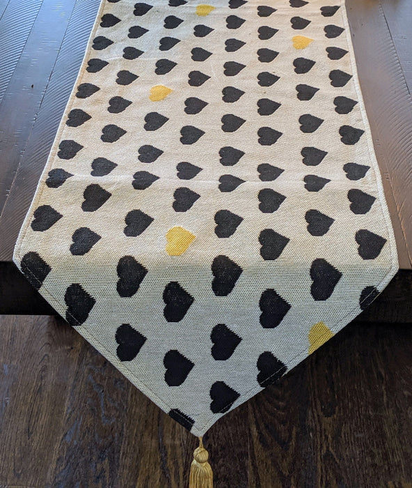 DaDa Bedding Lovely Yellow & Black Hearts Elegant Woven Tapestry Dining Table Runner (18113) - DaDa Bedding Collection