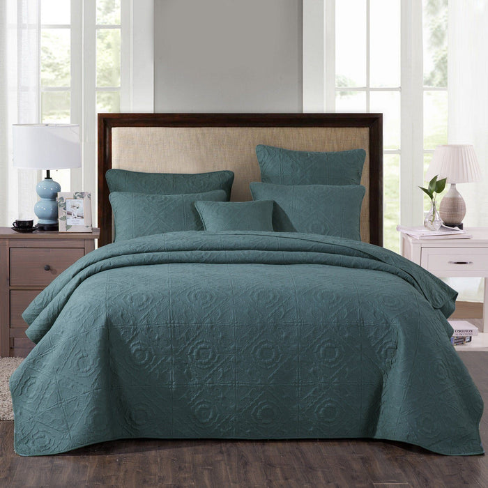 DaDa Bedding Elegant Floral Earthy Forest Green Cotton Quilted Bedspread Coverlet Set (JHW854) - DaDa Bedding Collection