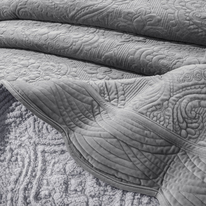 DaDa Bedding Elegant Micro Fleece Sherpa Bedspread Blanket Set - Floral Paisley Grey (JHW868) - DaDa Bedding Collection