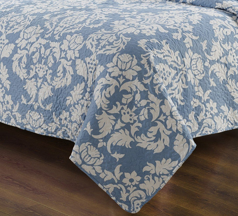 DaDa Bedding Victorian Blue Enchanted Damask Floral Reversible Quilted Bedspread Set - Twin Size - 2-Pieces - DaDa Bedding Collection