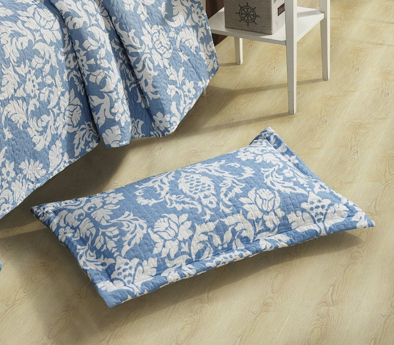 DaDa Bedding Victorian Blue Enchanted Damask Floral Reversible Quilted Bedspread Set - Twin Size - 2-Pieces - DaDa Bedding Collection