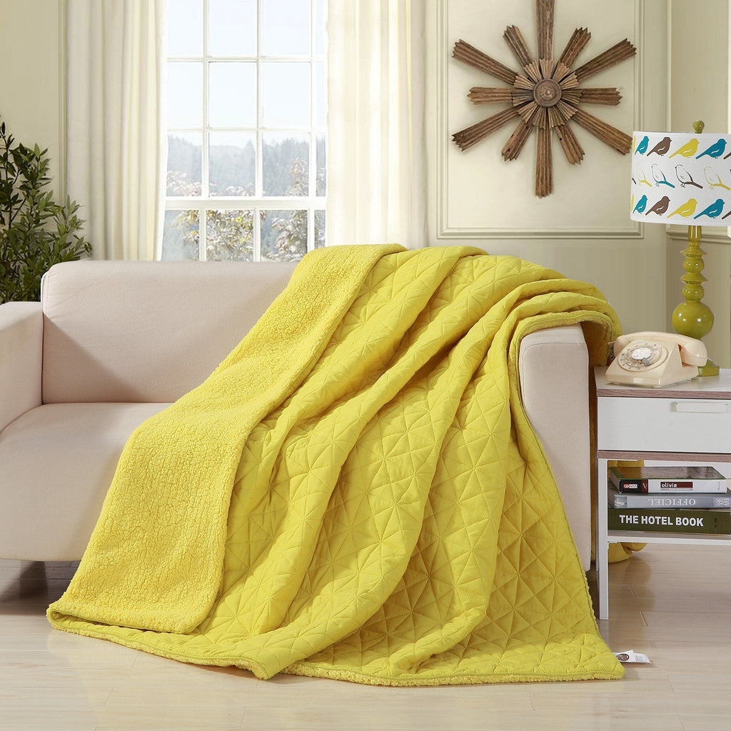 SWANS Midcentury Yellow Vintage Cannon Towel Set Tufted Chenille on Terry  Cloth, 3-Piece Set - The Cottage Divine, a NIGHTWATCH CO.